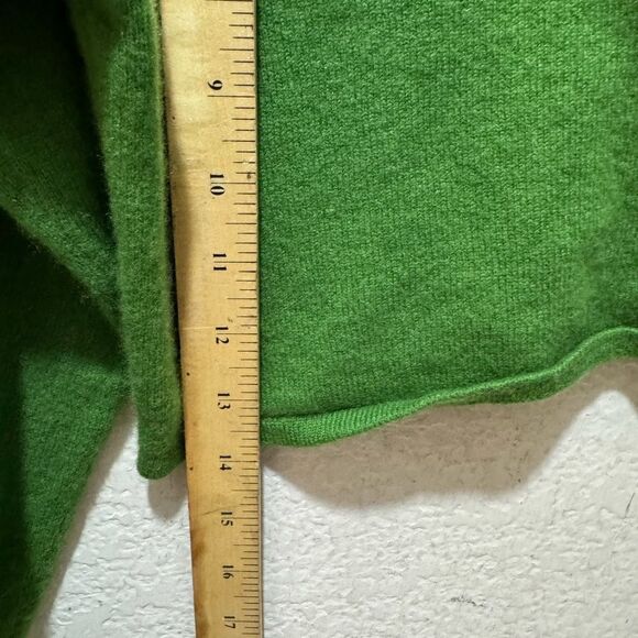 Reformation Idan Cropped Cashmere Crew Sweater - Picture 11 of 16